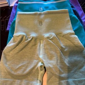 BUFFBUNNY BBL short Sage color XXS